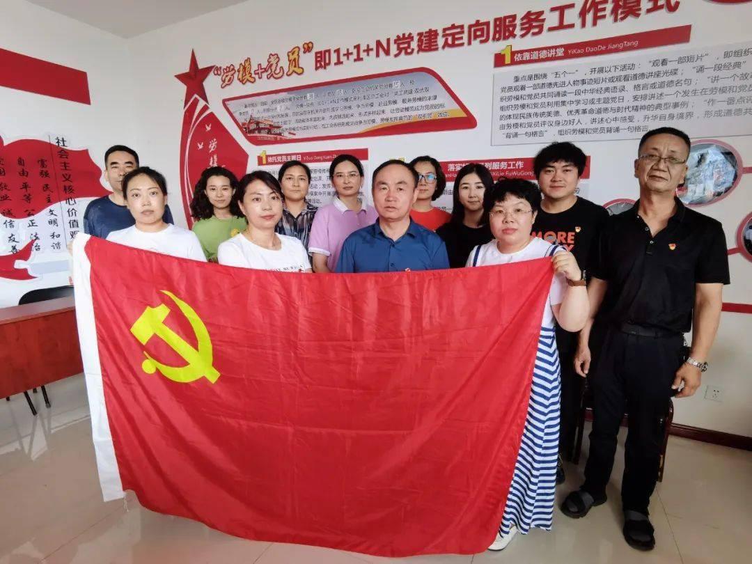 有没有类似于表妹万福的小说?游戏画面